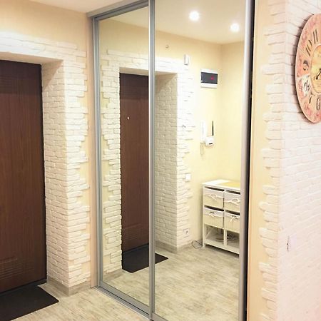 Studio Luxe On Victory Street In The City Center 文尼察 外观 照片