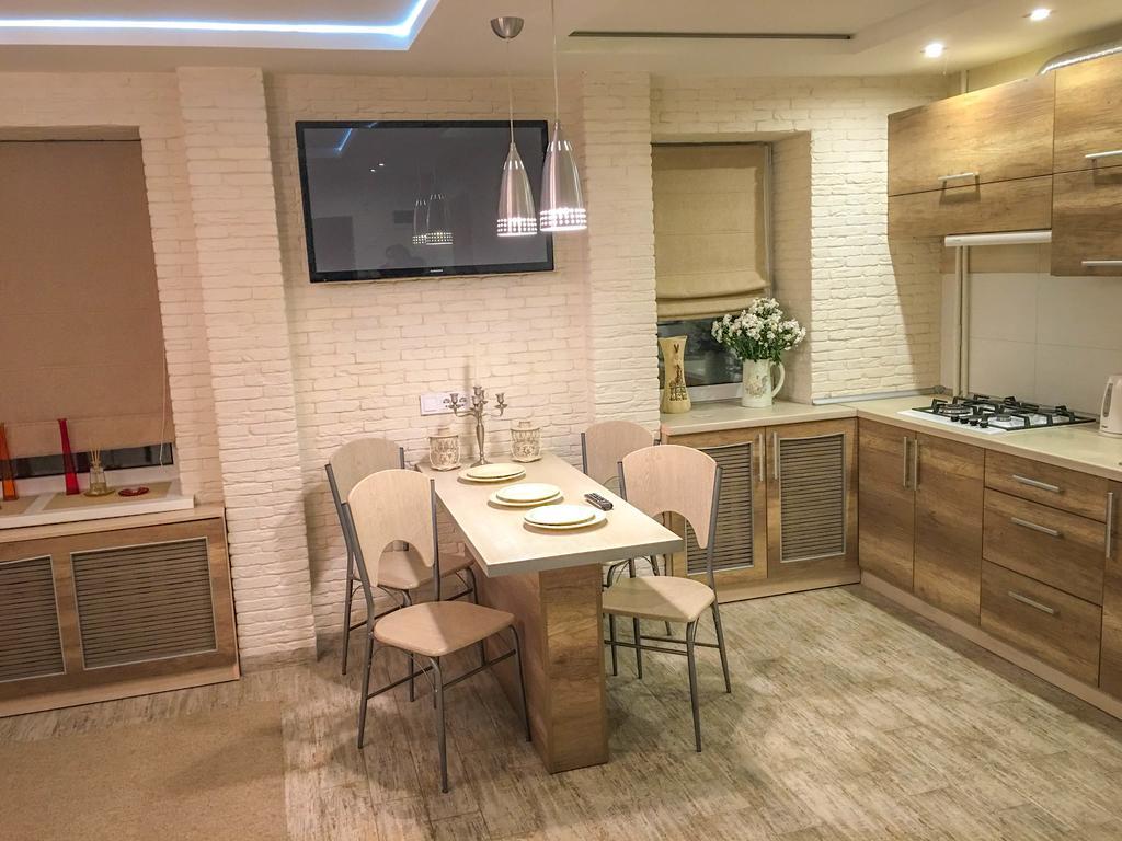 Studio Luxe On Victory Street In The City Center 文尼察 外观 照片